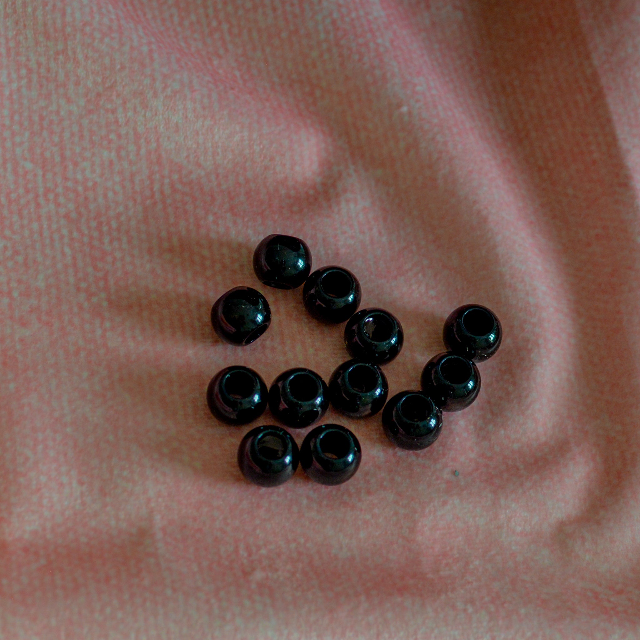 Großlochperlen 14x11 mm Schwarz leicht glänzend Pearls poshpinks