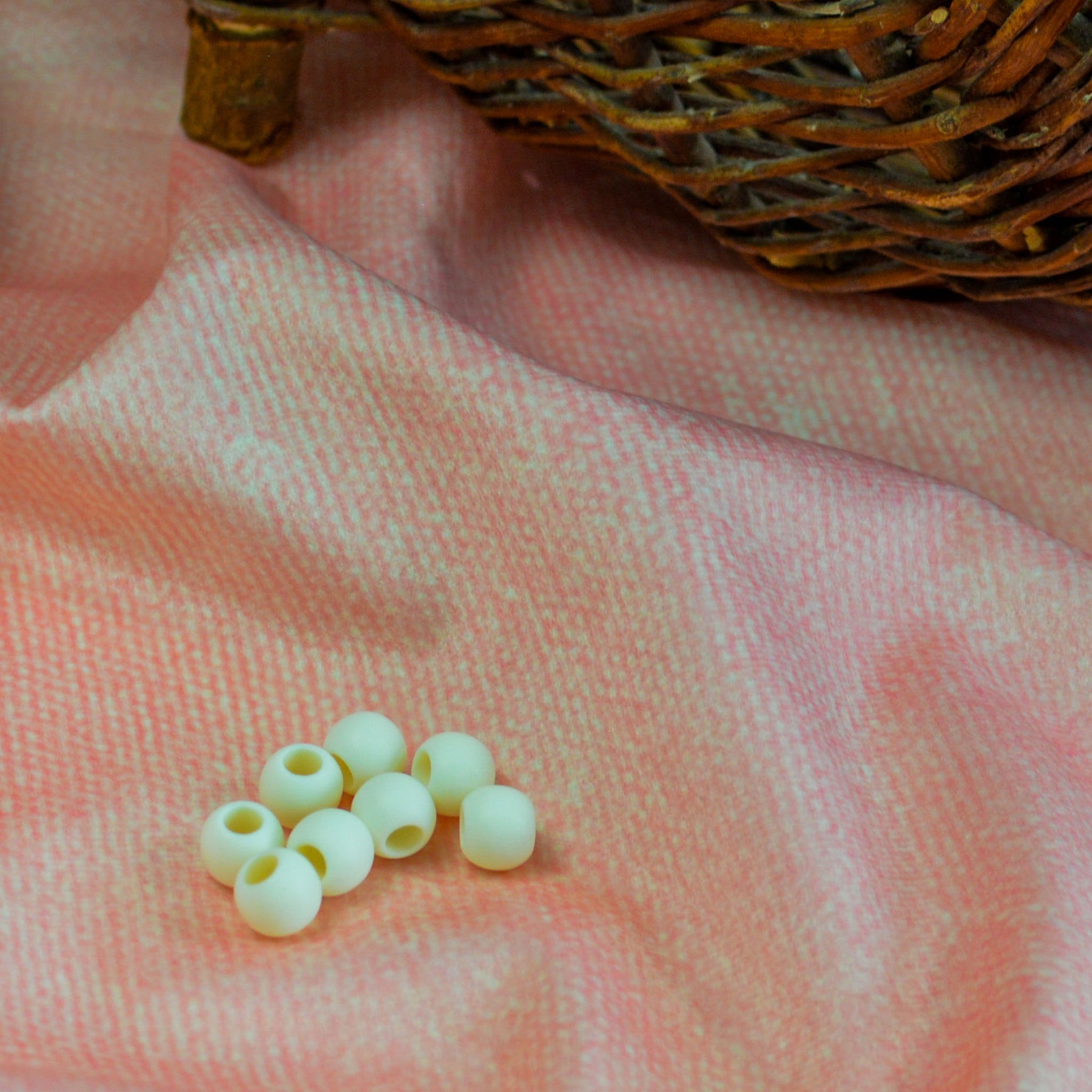 Großlochperlen 10x12 mm matt creme weiß Pearls poshpinks