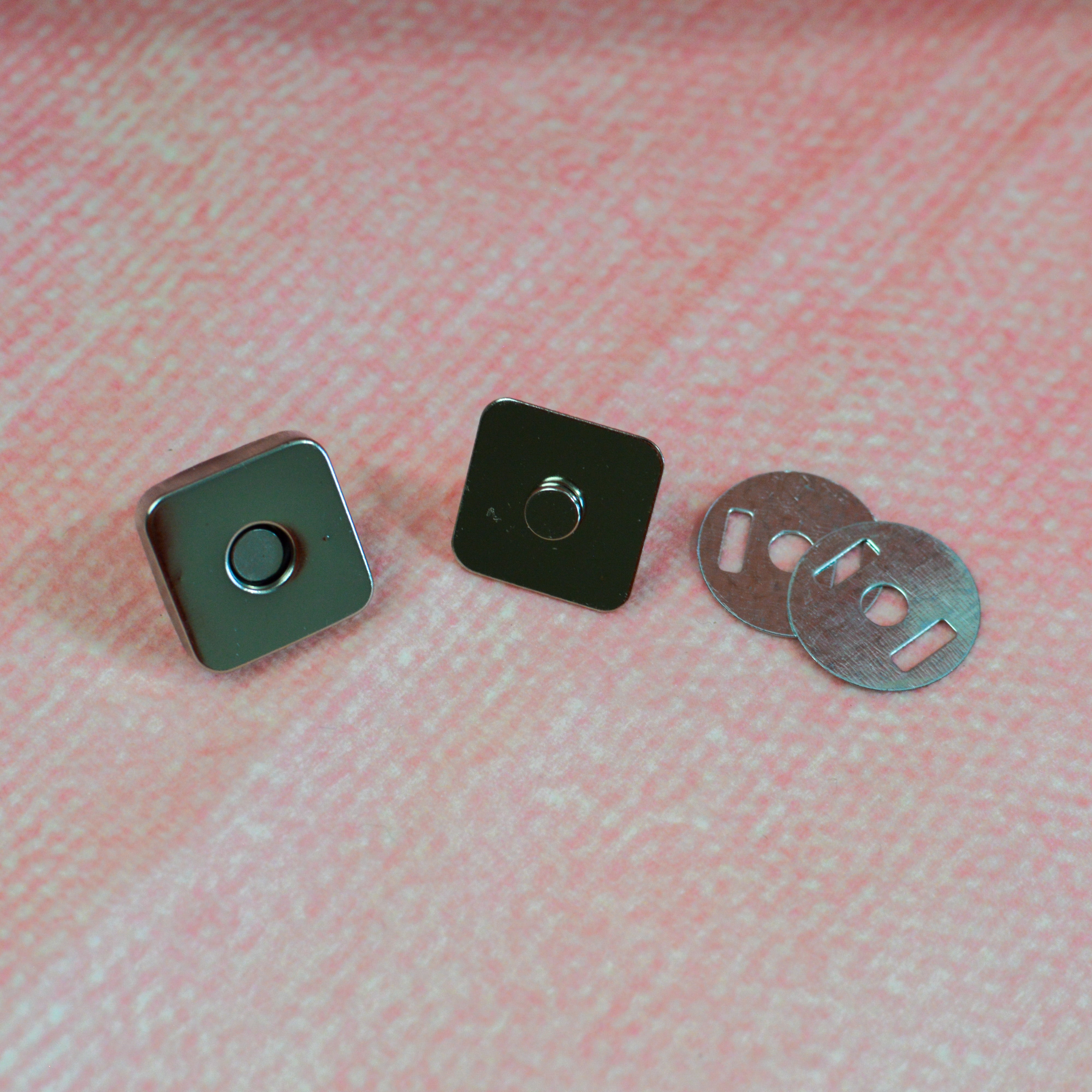 Magnetverschluß quadratisch Schwarz metallic 18 x 18 mm Stück poshpinks