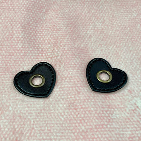 Ösen Patch Herz schwarz - Messing 8 mm Pearls poshpinks