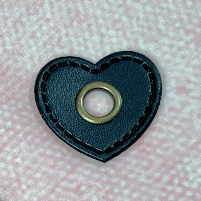Ösen Patch Herz schwarz - Messing 8 mm Pearls poshpinks